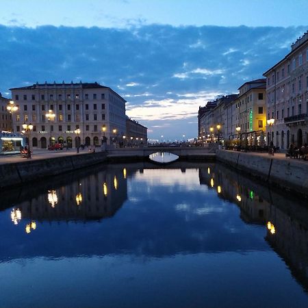 Blu Trieste Esterno foto